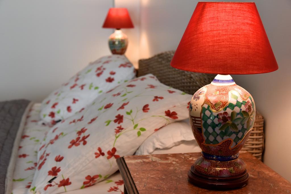Le 3 Rue Grande Bed & Breakfast Moret-sur-Loing Dış mekan fotoğraf
